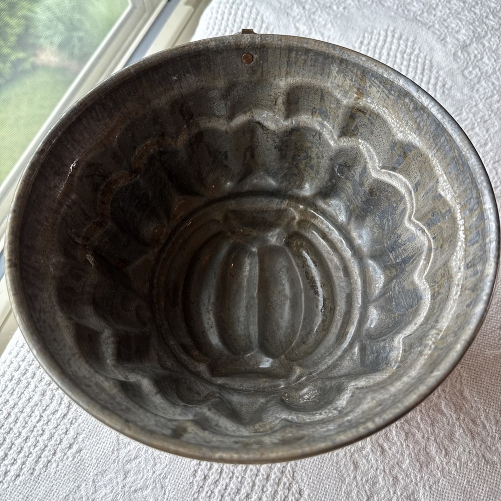 Antique Copper Pudding Jelly Mould Large Tin Lined Wall Decor - Picture 3 of 12